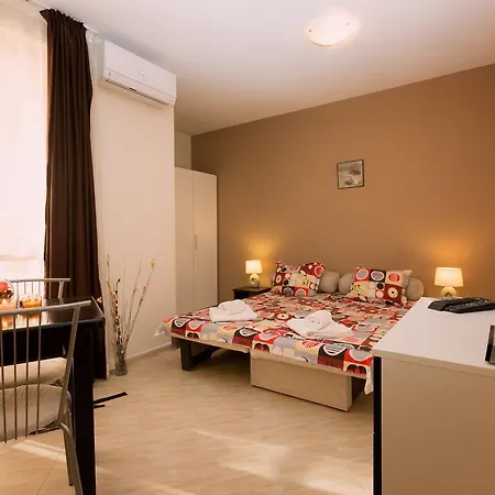 Aparthotel Sea Palace 3*