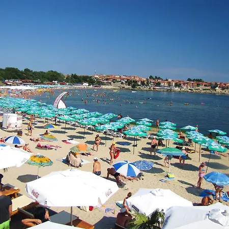 Sea Palace מלון דירות 3*